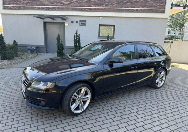 Audi A4 cena 33500 przebieg: 317166, rok produkcji 2009 z Gdynia małe 172